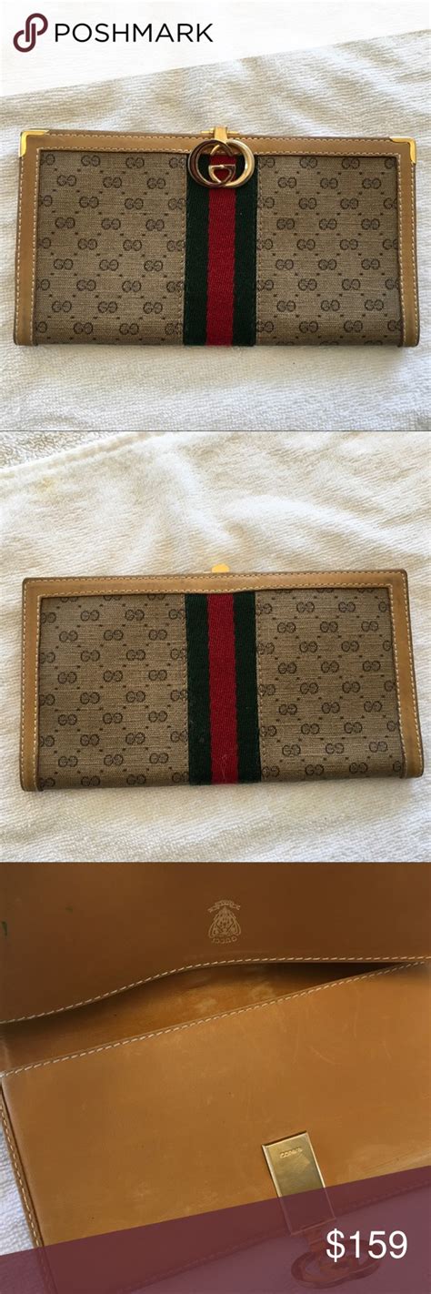 gucci check